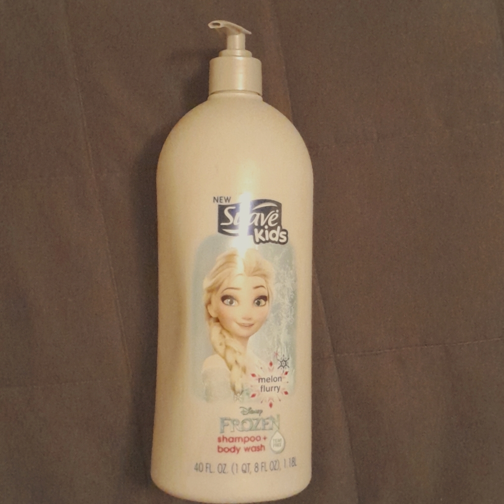 Suave Kids Elsa Shampoo/Bodywash - 2 bottles